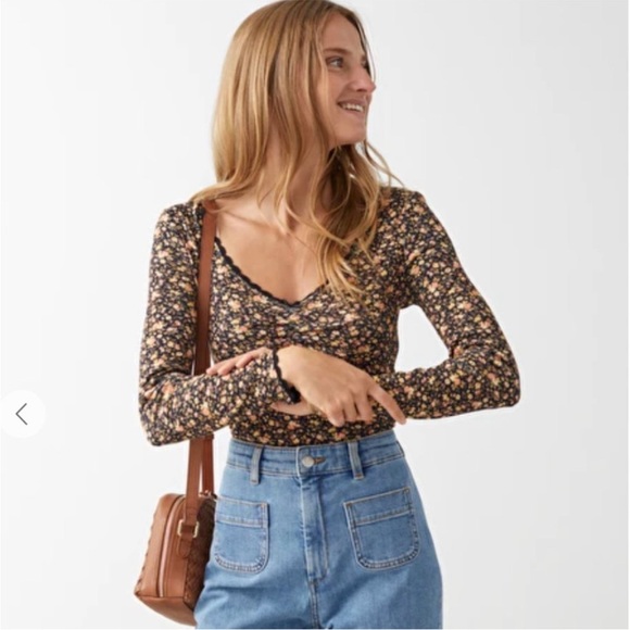 & Other Stories Tops - & Other Stories Floral Long Sleeve